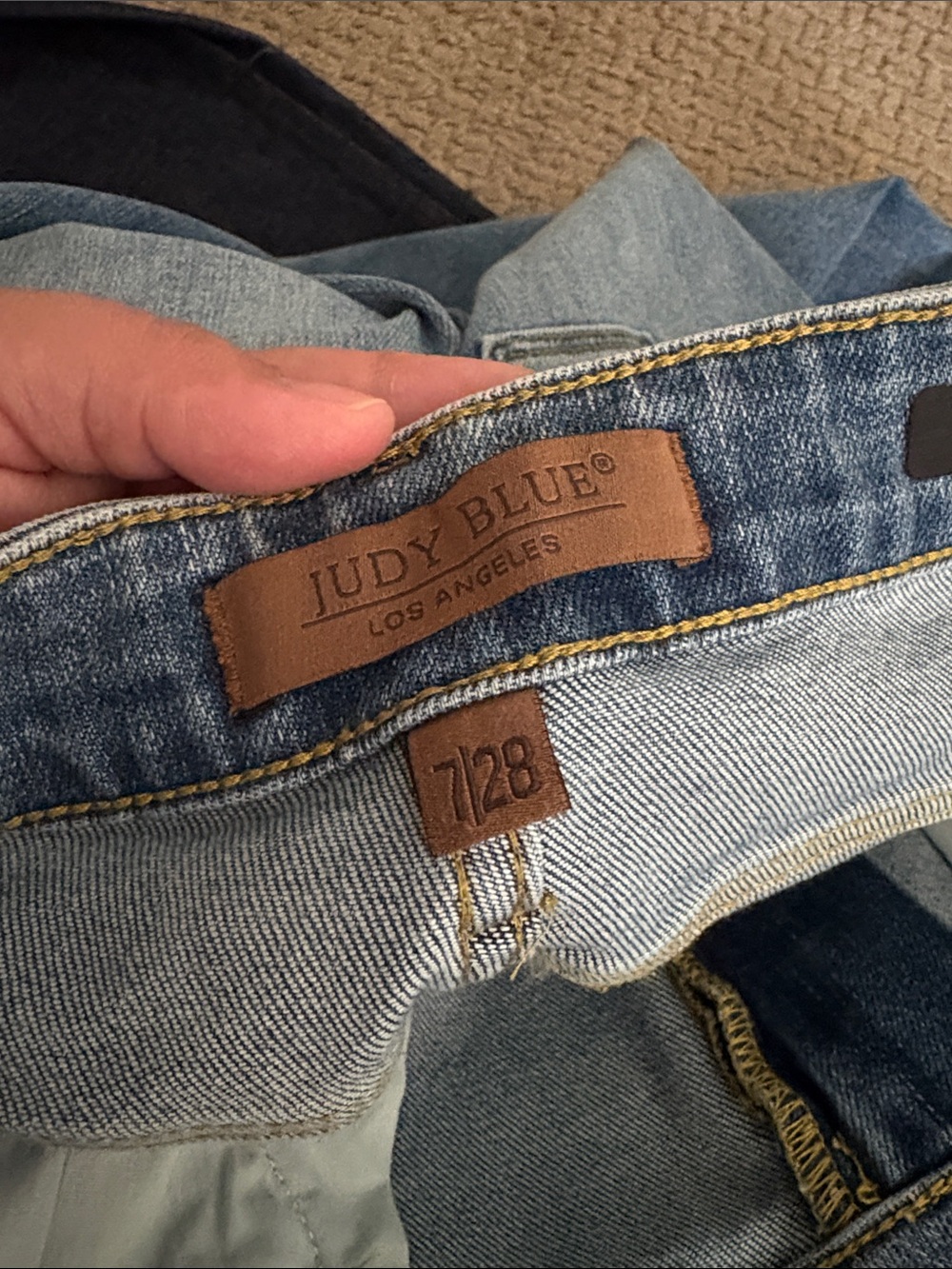 Judy Blue Slim Straight Jeans size 7/28 Medium Wash - Picture 4 of 9